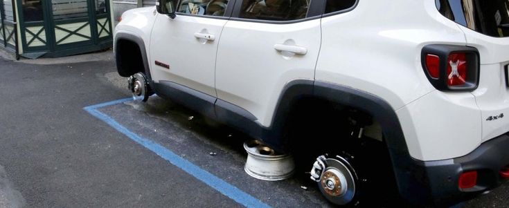 Arrestato l'Arsenio Lupin delle auto rubate