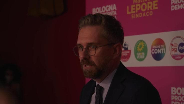 Comunali Bologna, Lepore brinda: “Da qui partirà la riscossa per le elezioni politiche. I cinque stelle facciano scelta di campo” 