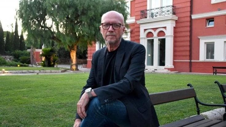 Violenza sessuale su una 28enne, per il premio Oscar Paul Haggis proroga delle indagini: i presunti abusi nell’estate 2022 a Ostuni