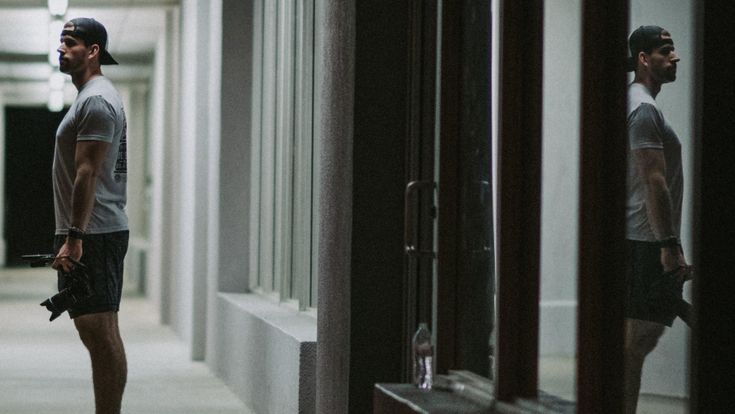 "Cosa ci faccio qui?" La scienza spiega perché, a volte,  dimentichiamo i motivi delle nostre azioni