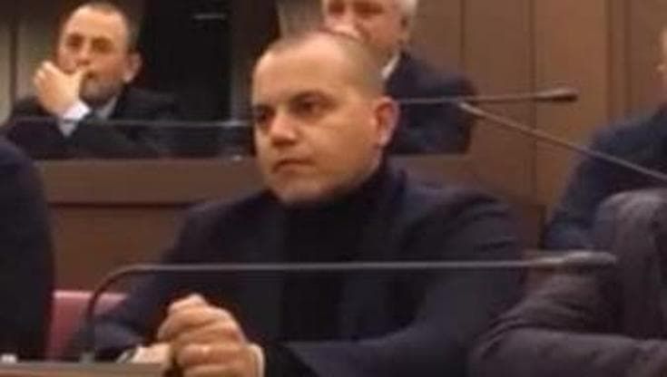 25 aprile, consigliere di Monopoli pubblica “Faccetta nera” sui social: “Niente da festeggiare”