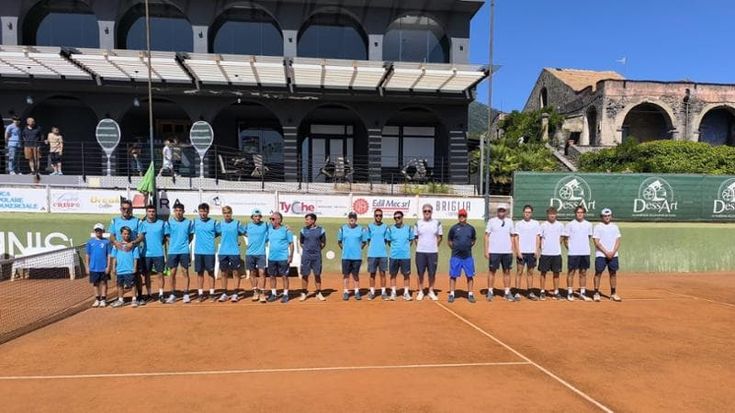 Tennis campano, doppia festa: Napoli e Team Avino promosse in A2