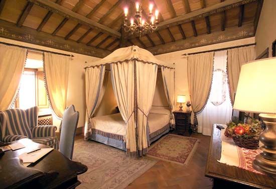 Elegante residenza tra laghetti e animali