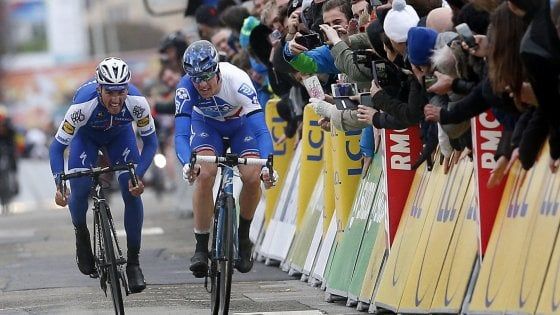 Ciclismo, Gp Larciano ad Adam Yates. Parigi-Nizza: la prima a Demare