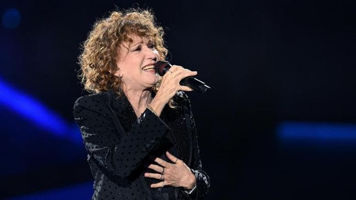 Fiorella Mannoia canta per le donne a 80 anni dal voto