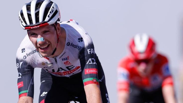 Vuelta: Almeida vince sull’Angliru, Vingegaard si difende e resta in maglia rossa
