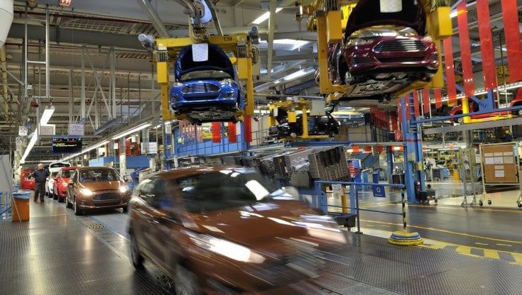 Ford, un miliardo di dollari per l'auto elettrica in Europa