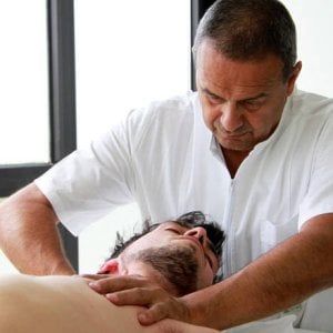 Osteopatia, una scelta per 10 milioni di italiani. Ma c'è ancora attesa per un riconoscimento
