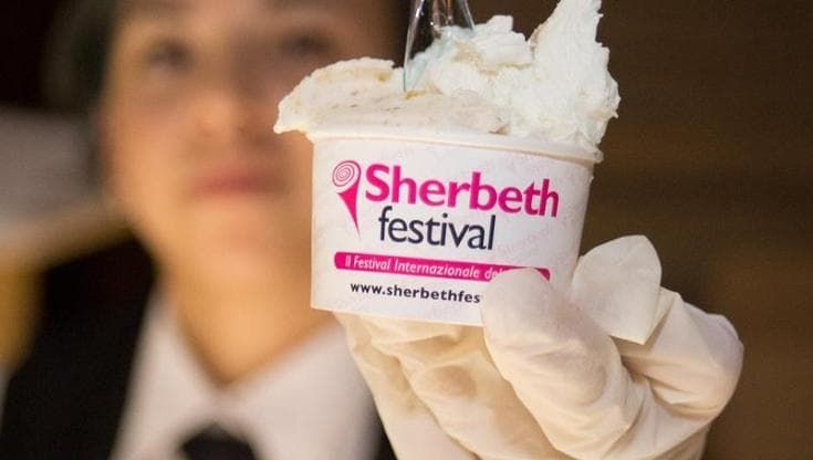 Tra tecnica e gusto, il gelato contemporaneo esalta l’inclusività