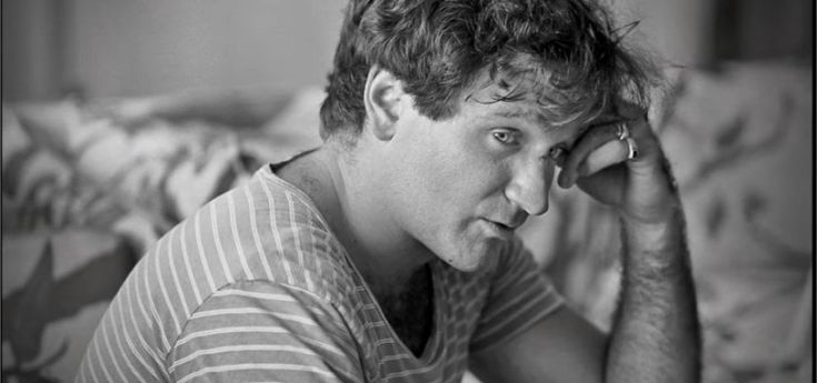 Robin Williams, il sorriso e i momenti bui in un doc: "Per me recitare è jazz"