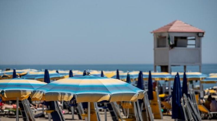 Ostia, la secessione diventa un caso politico e il centrodestra si divide