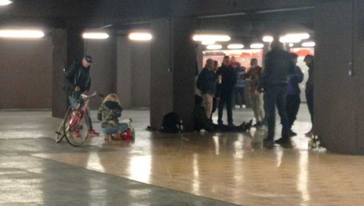Milano, al mezzanino del metrò a Porta Venezia aggressioni e minacce al personale Atm