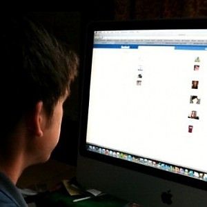 Internet, approvato il primo Codice contro il cyberbullismo