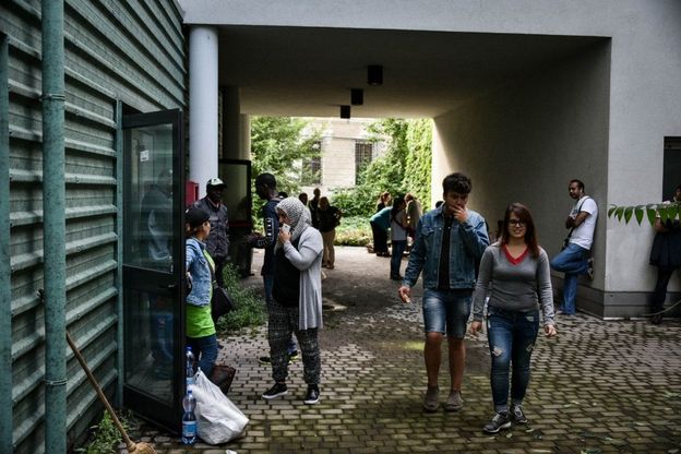 Milano, occupato lo studentato fantasma: "Un nuovo residence autogestito"