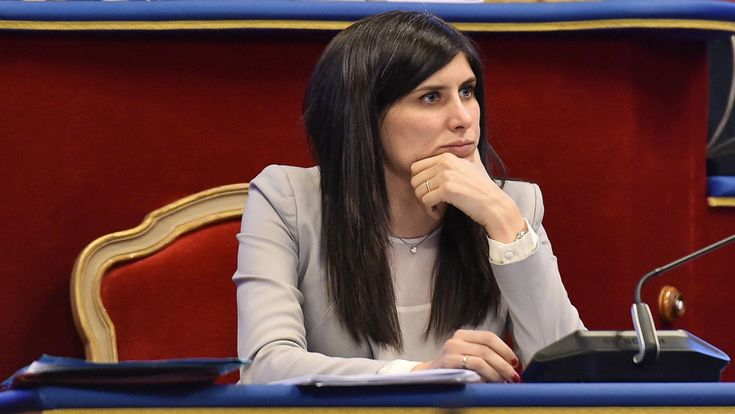 Chiara Appendino: "Ora basta con la caccia all'untore. E' il tempo dell'unità, non quello della rabbia"