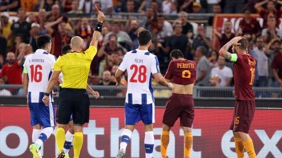 Roma-Porto 0-3: disastro giallorosso, addio Champions