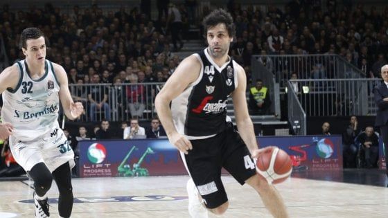 Coronavirus, Petrucci: ''Basket non può essere fermato ancora". Rinviata la gara della Virtus Bologna in Turchia