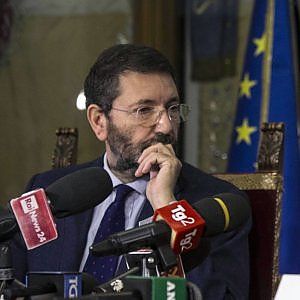 Scontrini di Marino, lo staff in Procura. "Dica se il sindaco ha mentito ai pm"