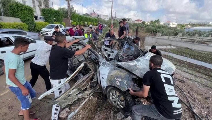 Gaza, attacco israeliano: ucciso altro comandante di Hamas in auto con altre 3 persone