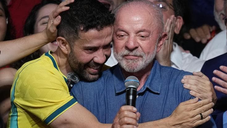 Social, piazze e tv: come è nata la rimonta impossibile di Lula in Brasile