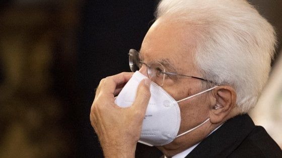 Coronavirus, Mattarella: "Tenere aperta l'Italia è responsabilità comune"