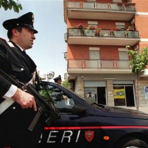 Bergamo, dal carcere gestivano 100 prostitute. E su Facebook: "Sono trafficante di carne viva"