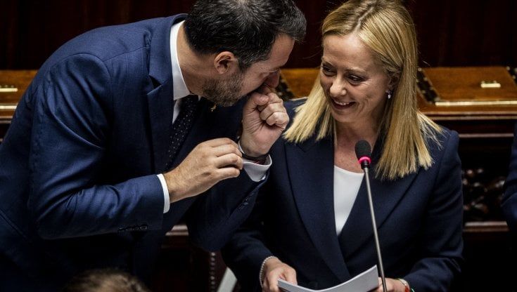Le opposizioni: "Da Meloni intervento identitario e di estrema destra"