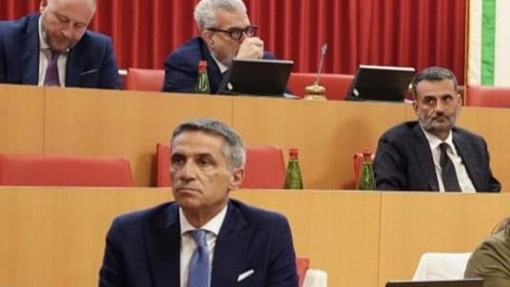 Deficit, l’opposizione contesta: via al taglia e cuci della Regione e quei reparti da riconvertire