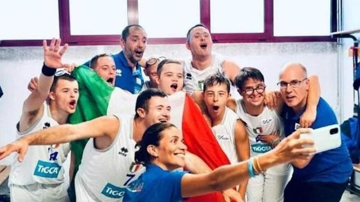 C’è un’Italia del basket che vince: la Nazionale con sindrome di Down campione d’Europa per la terza volta