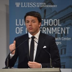 Renzi alla Luiss: "Sulla scuola ci giochiamo il futuro. Chi parla di deriva autoritaria è solo pigro"