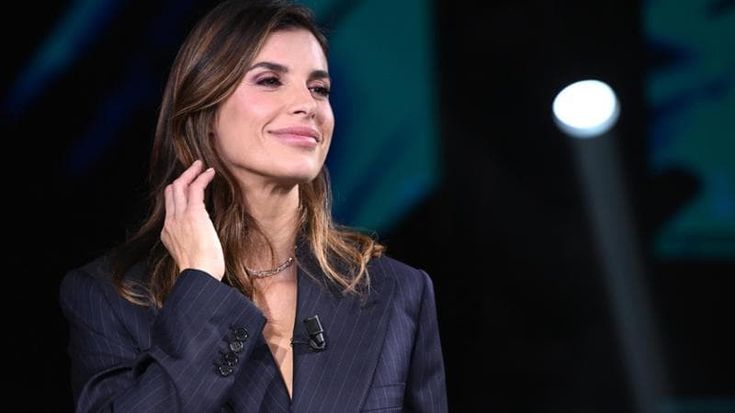 Elisabetta Canalis torna in tv e conquista il sabato sera di Canale 5