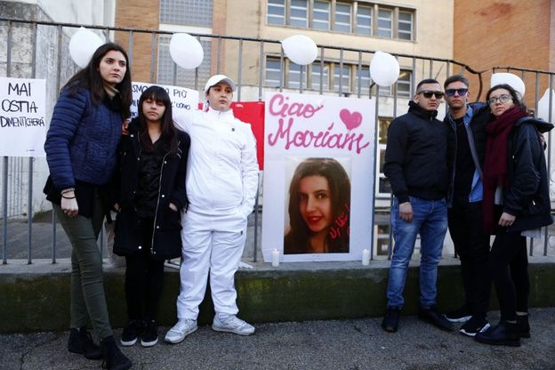 Roma, a Ostia la fiaccolata per Mariam: "Mai più morti per odio razziale"