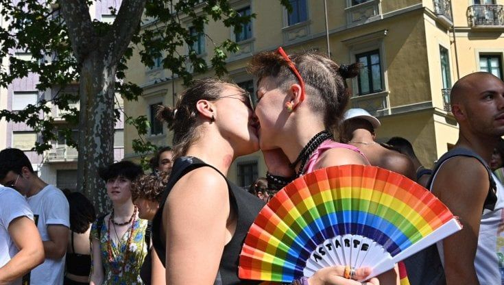 Torino Pride 2023: da Aurora al Valentino, la città scende in piazza per i diritti di tutti