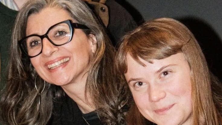 Greta Thunberg a Napoli: all'ex base Nato con Albanese, Castellina e Zulù dei 99 Posse