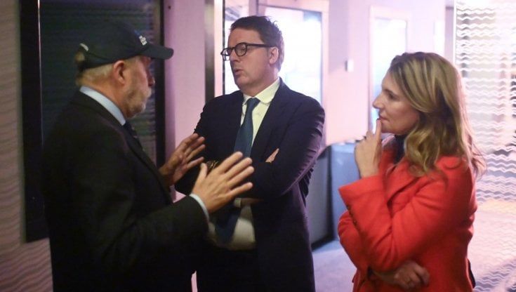 Renzi a Genova: "Bucci ineleggibile? Siamo alle barzellette. Il governo Meloni cadrà alle Europee del 2024"