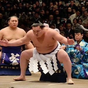 Così la leggenda del sumo Hakuho tradisce la Mongolia per il Giappone