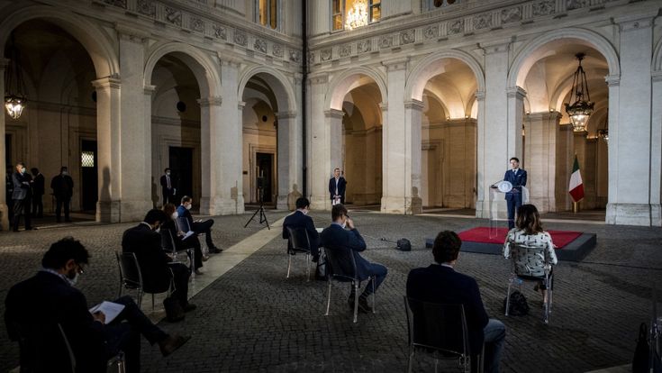 Rischio contagio per la democrazia