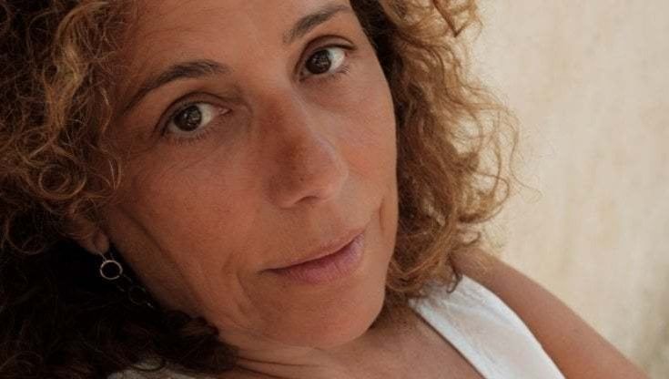 Insulti antisemiti e minacce su Zoom alla scrittrice Tagliacozzo: denunciati due minorenni