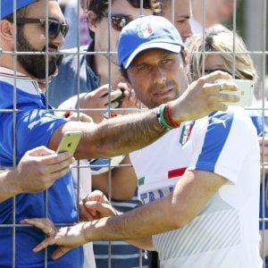 Italia, Conte prepara il turnover: "In campo chi sta meglio, giocheranno tutti"