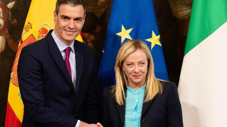 Prove di disgelo Meloni-Sánchez: “Frontiere aperte e controlli”. Ma è lite sui migranti in Consiglio