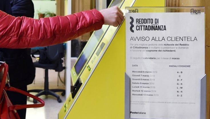 Boom per il Reddito di cittadinanza in Sicilia: 700 mila persone ricevono l'assegno