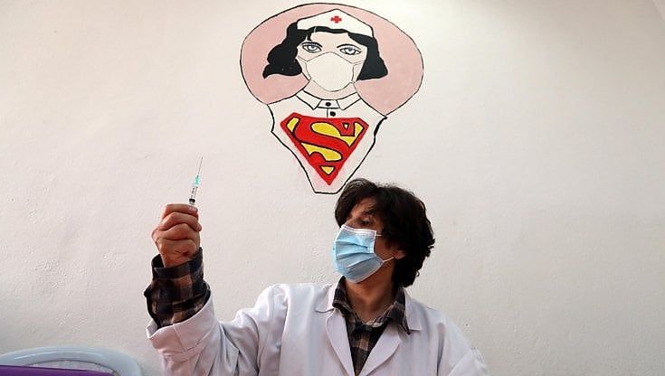 L'epidemiologa Stefania Salmaso: "Scordiamoci l'immunità di gregge e speriamo che l'estate non rallenti i vaccini"