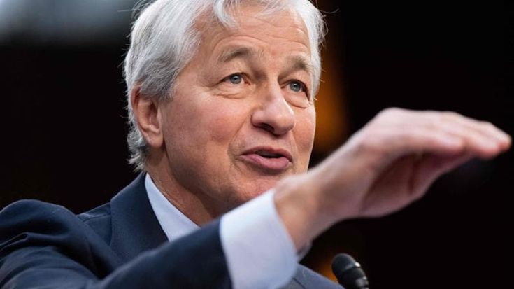 Dimon (Jp Morgan): “La crisi non è ancora passata. E per affrontarla non servono regole più rigide per il sistema bancario”