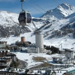 Calci e pugni al veglione di Capodanno, indagati per il pestaggio due giovani della "Torino bene"