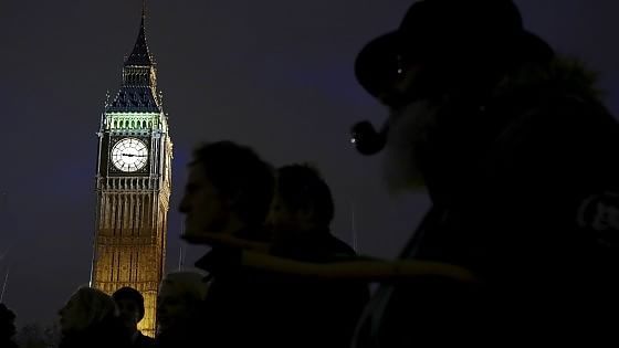 Il voto in Gran Bretagna condiziona le Borse Ue: mercati in altalena