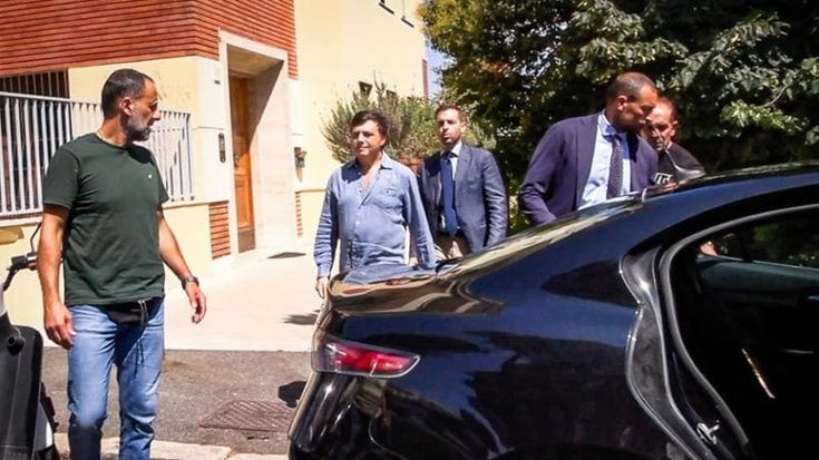 I segreti di Lavitola: al setaccio telefoni e pc. La pista di un “terzo livello”