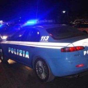 Si lamenta per gli schiamazzi che arrivano dal ristorante di sotto. Pestato nigeriano: è in gravissime condizioni