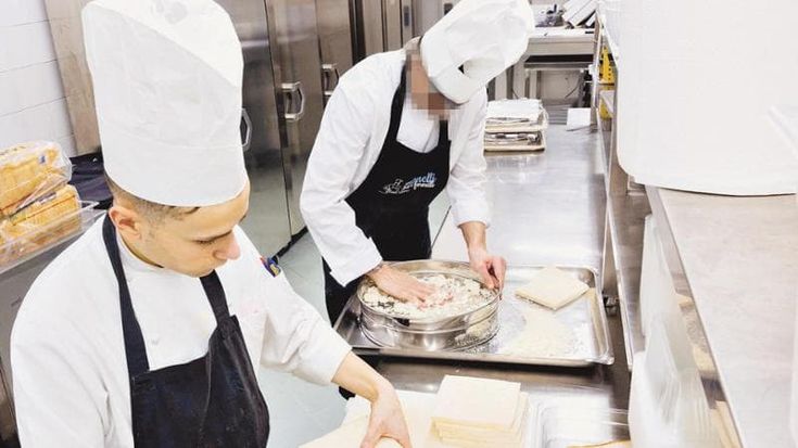 Dal carcere minorile ai fornelli, giovani chef a lezione al Quirinale
