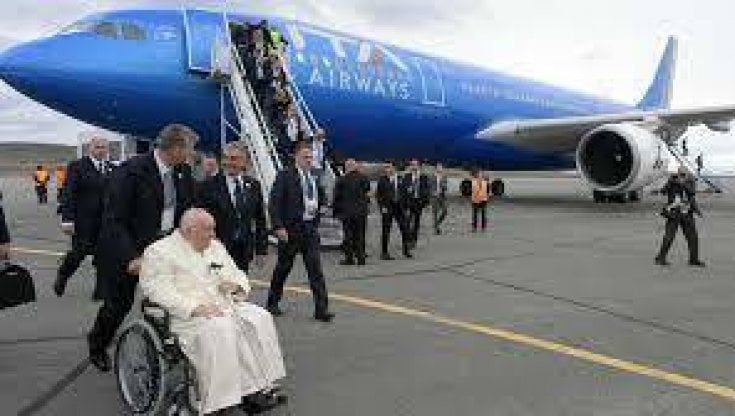 Papa ai nativi del Nord: "Da voi dobbiamo imparare come custodire l'ambiente"