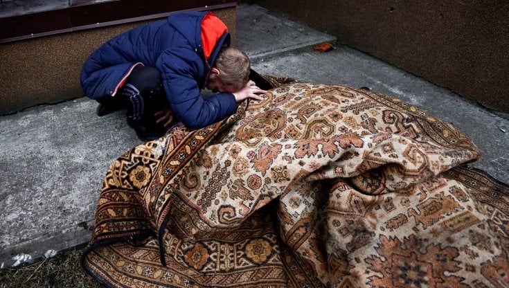 Da destra a sinistra la Cosa negazionista che fa il gioco di Putin